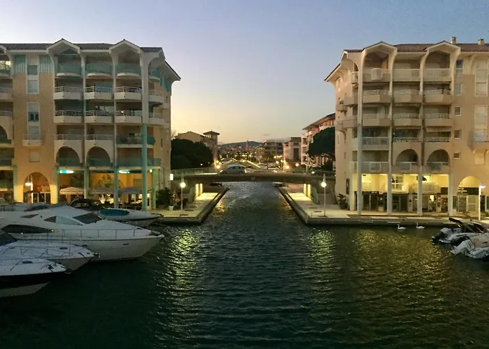 Jl Port Appartement Fréjus
