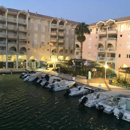 Jl Port Apartmán Fréjus