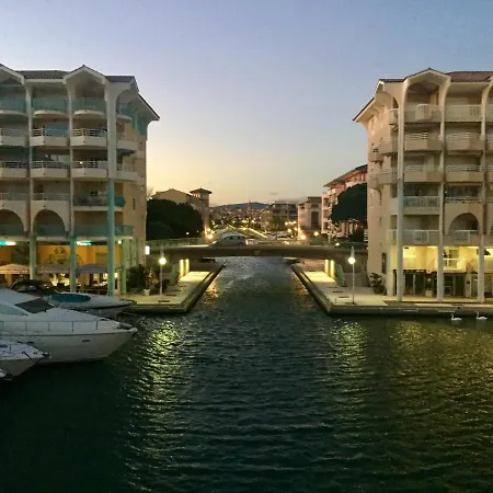 Jl Port Apartmán Fréjus