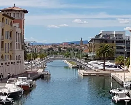 Apartment Jl Port