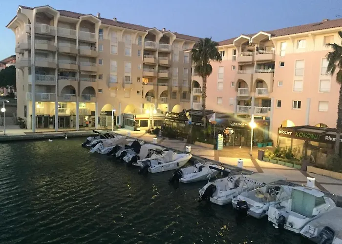 Jl Port شقة Fréjus