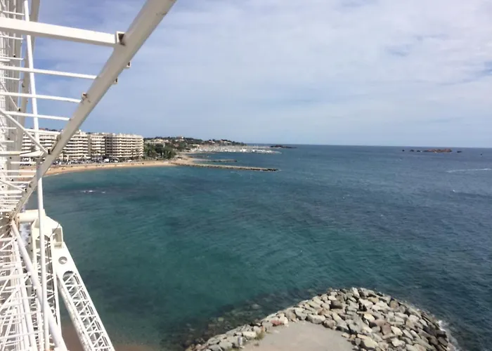 شقة Jl Port Fréjus