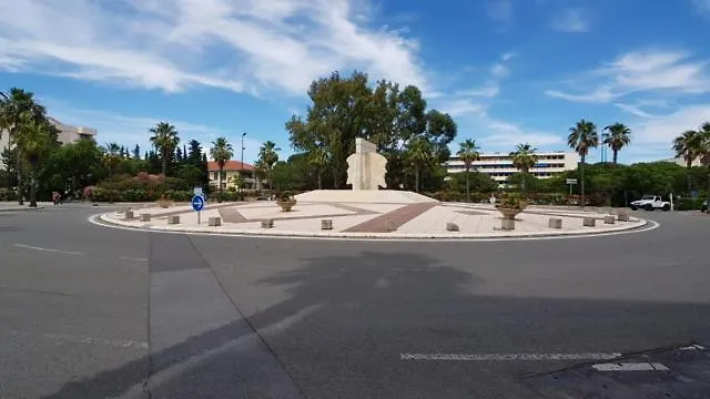 Jl Port Fréjus