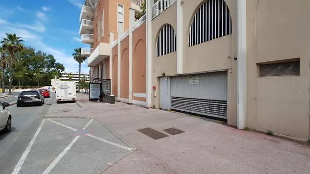 Jl Port Fréjus